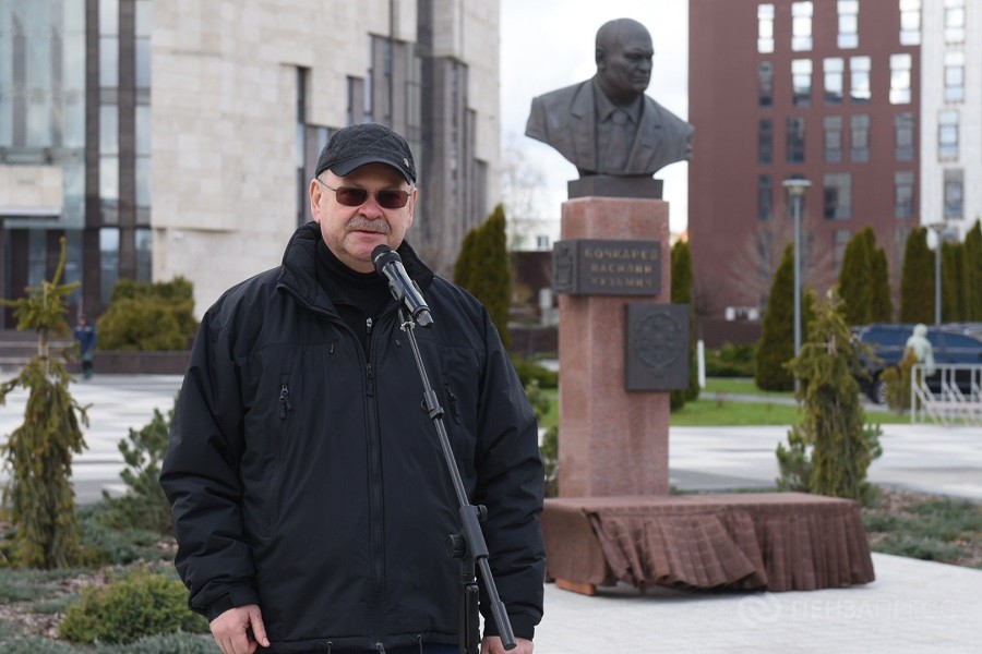 В Пензе почтили память первого губернатора Василия Бочкарева