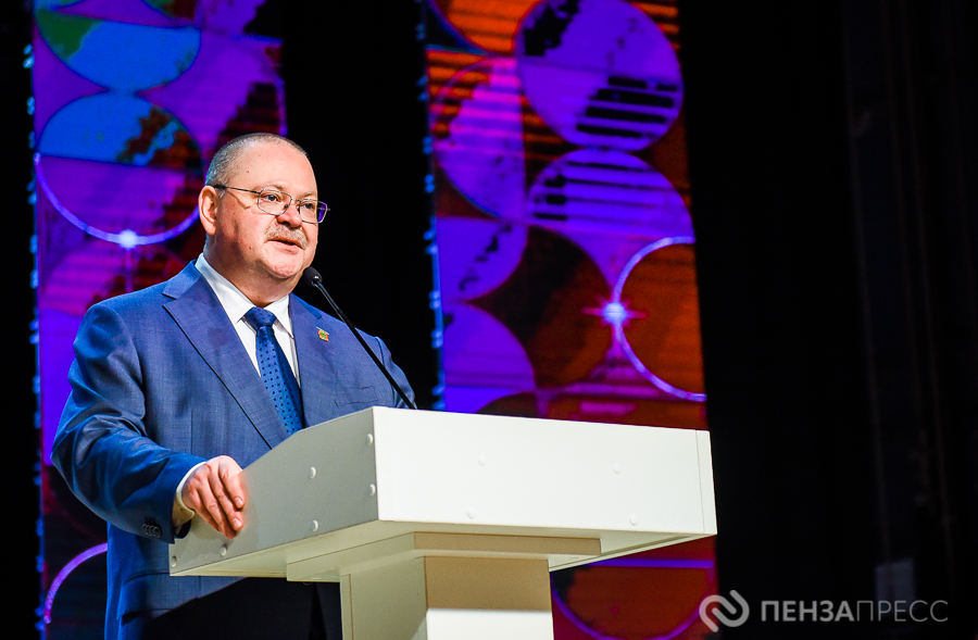 Губернатор Олег Мельниченко поздравил пензенцев с Днем славянской письменности и культуры