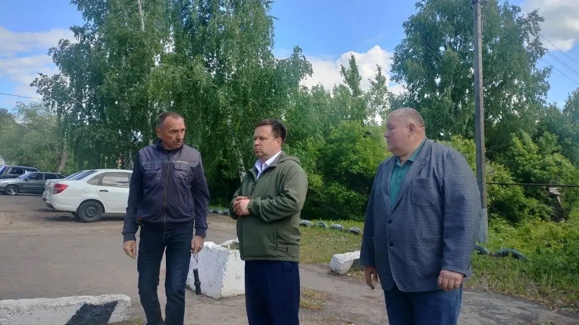 Врио главы пензенского минкульта проверил капремонт ДК в Камешкире