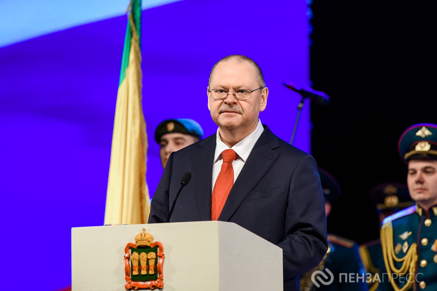 Губернатор Олег Мельниченко поздравил строителей с профессиональным праздником