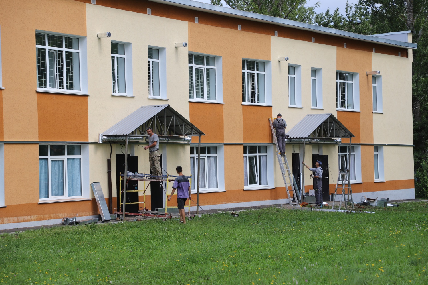 В Каменке продолжается капитальный ремонт стационара инфекционного отделения райбольницы