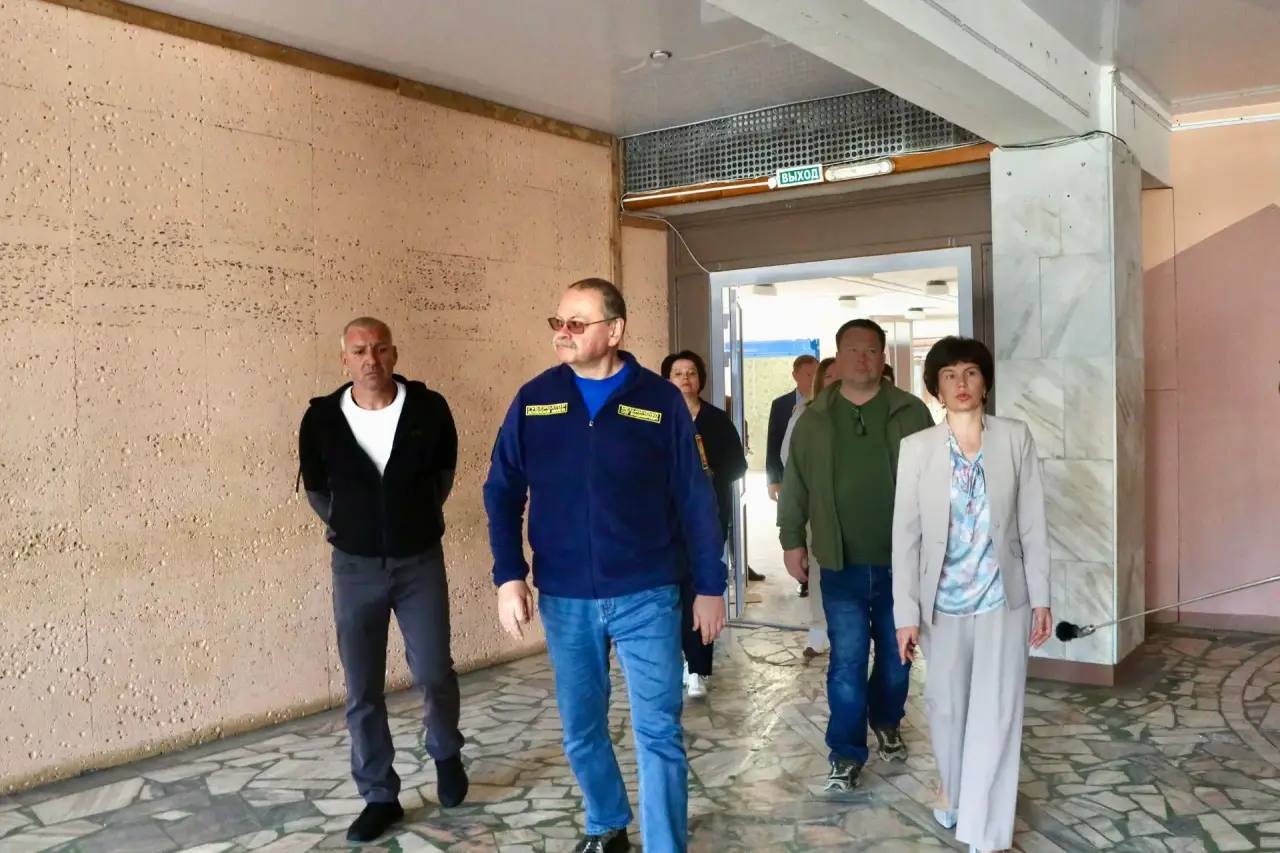 Пензенский губернатор проконтролировал капремонт Центра культуры, досуга и спорта в Чемодановке