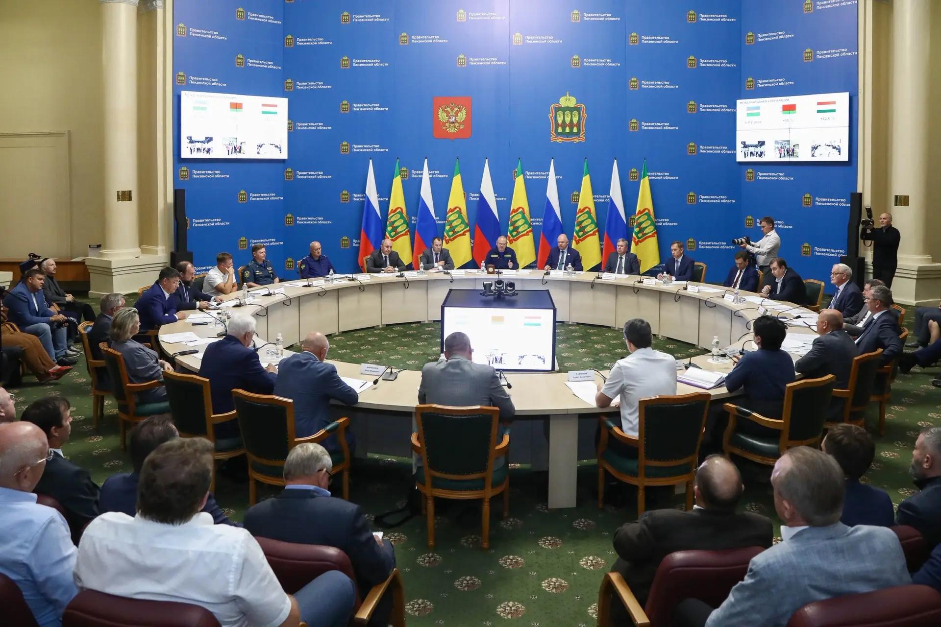 Губернатор Олег Мельниченко рассказал об итогах развития промышленности и сельского хозяйства за первое полугодие