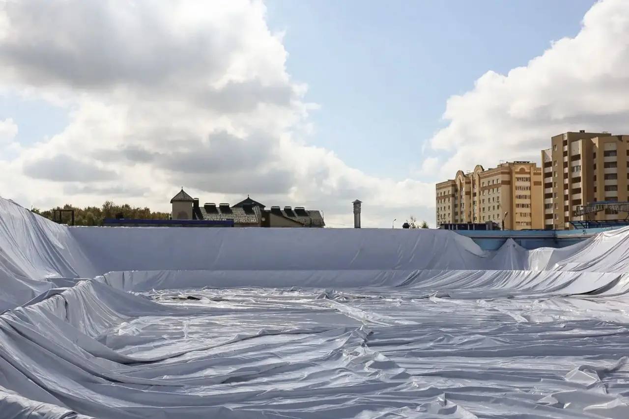 Пензенский губернатор отчитался о ходе восстановления купола ледового комплекса «Золотая шайба»