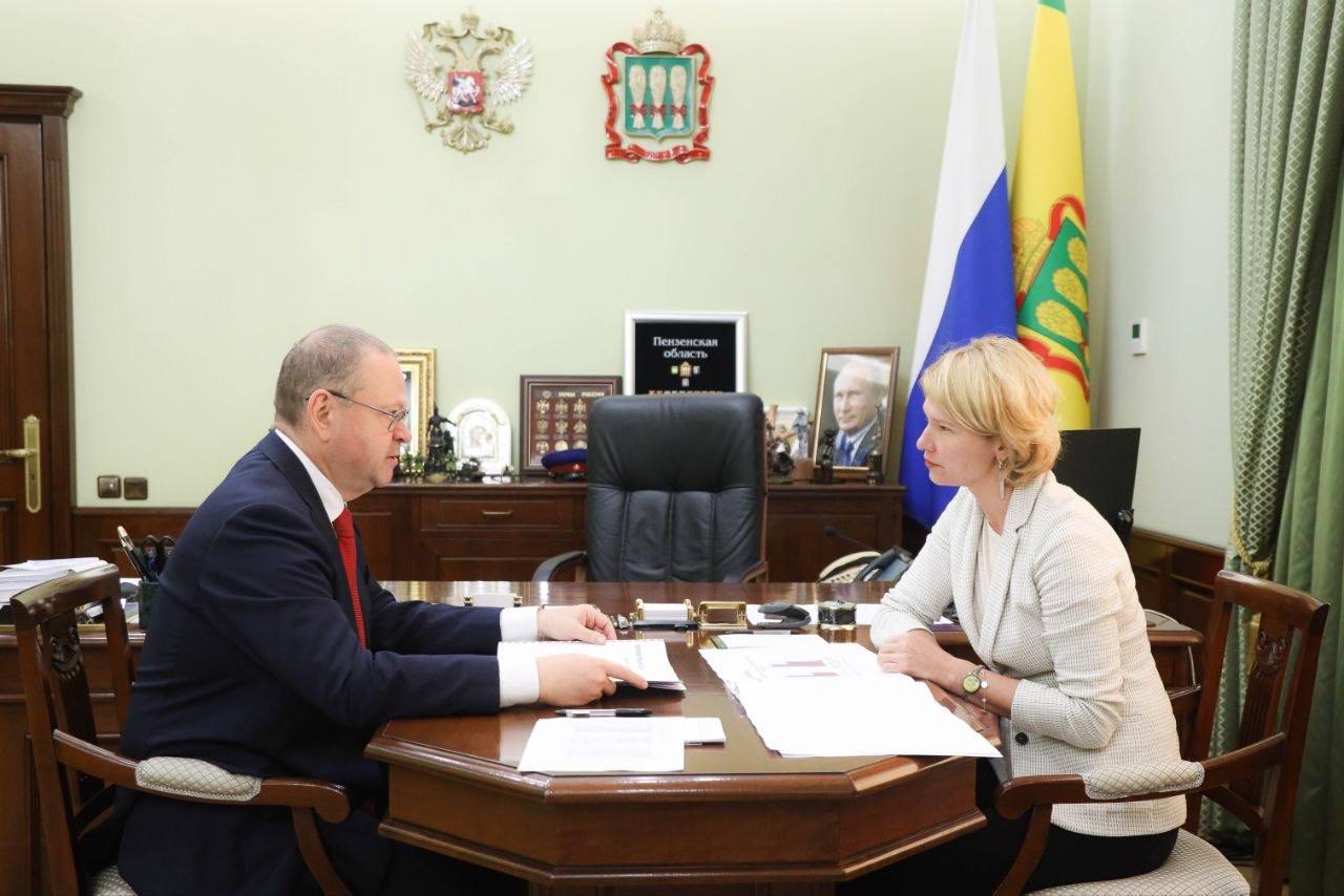 В Пензенскую область прибыла министр сельского хозяйства РФ Оксана Лут