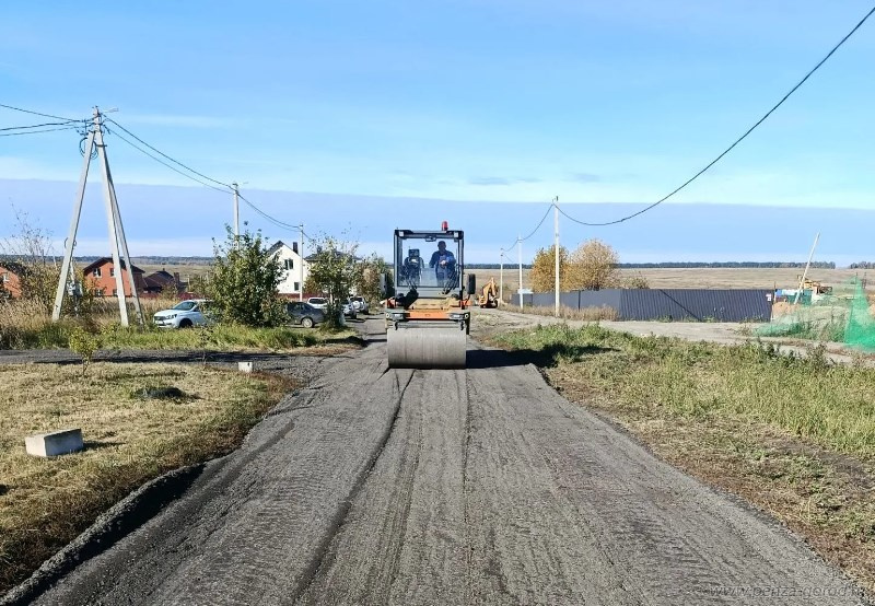 В пензенской Заре отсыпали щебнем почти 40 тыс. кв. м дорог