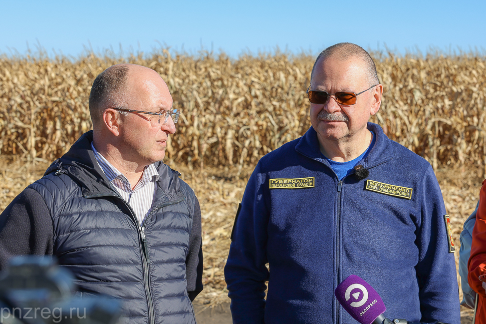 Губернатор Олег Мельниченко посетил сельскохозяйственное предприятие в селе Константиновка