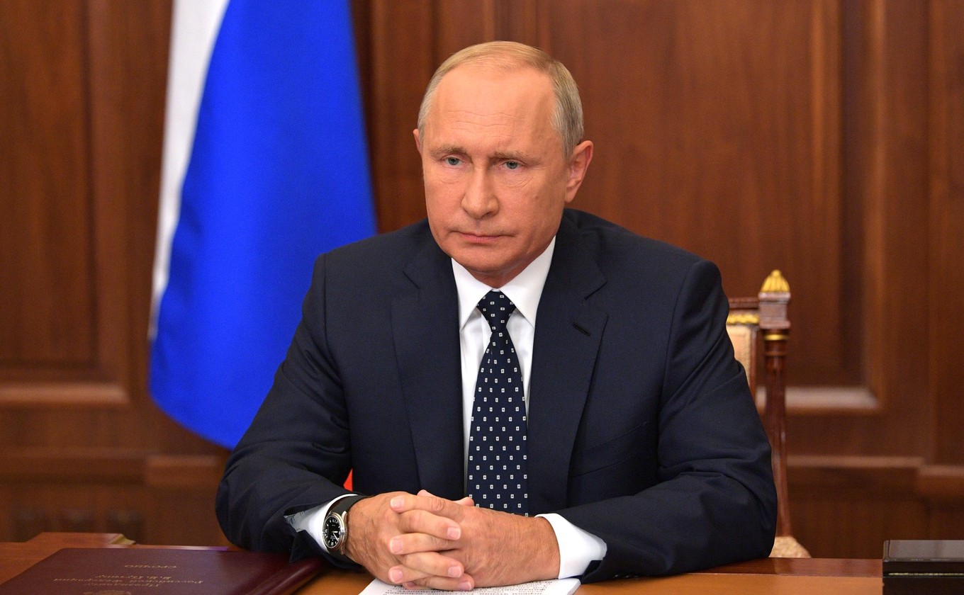 Владимир Путин заявил о смягчении пенсионной реформы. Читайте полный текст обращения
